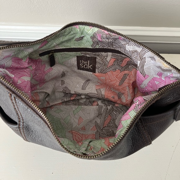 The Sak brown leather purse. - Picture 3 of 4